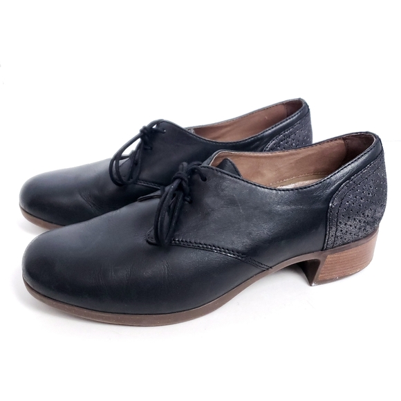 dansko oxford louise